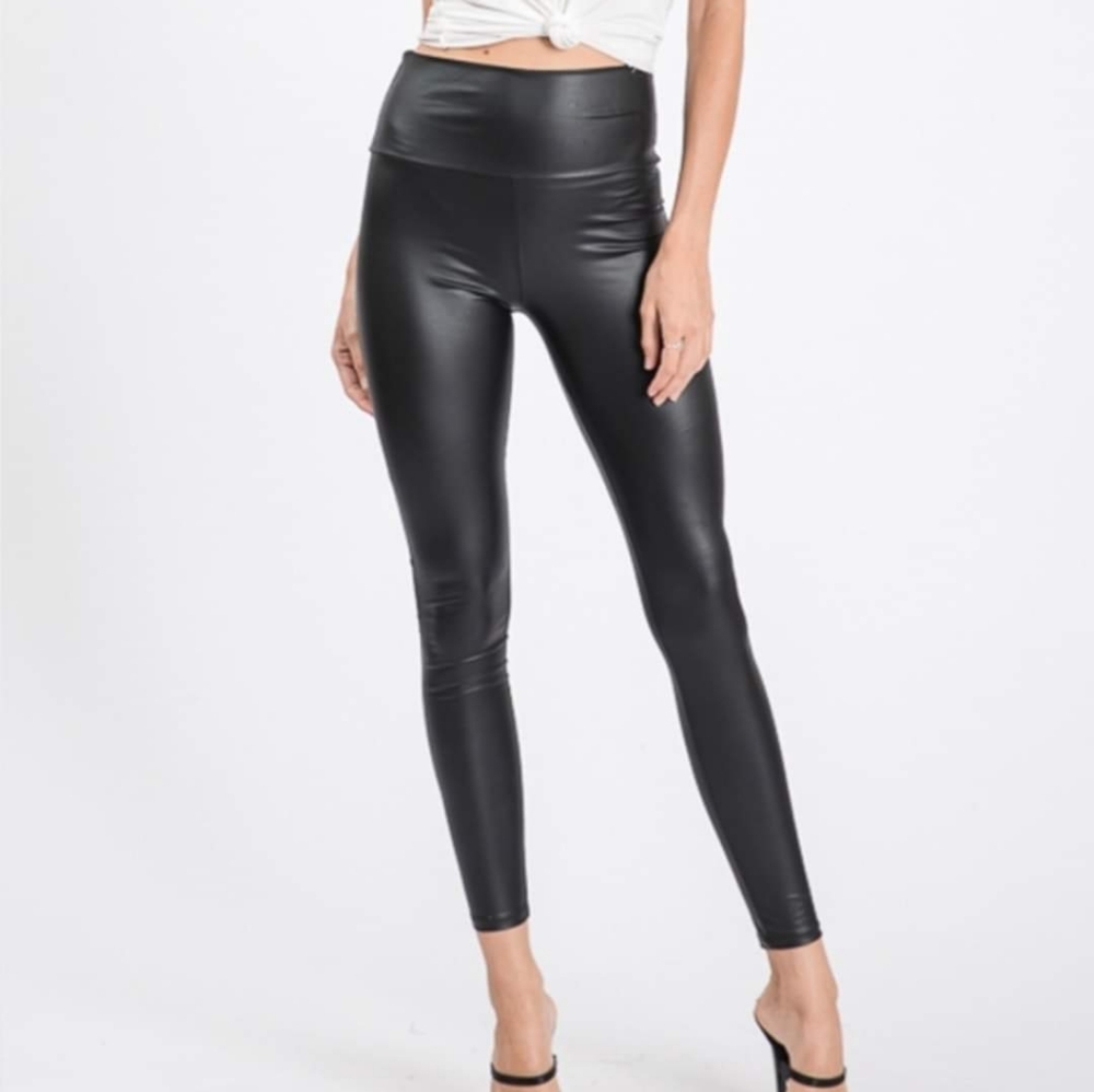Faux leather leggings